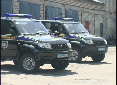 Картинка к: Никопольская милиция получила пять новых авто от губернатора