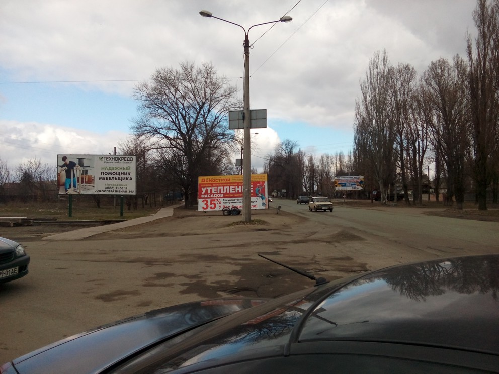 Картинка к: Кто перекрывает обзор «забытыми» прицепами?