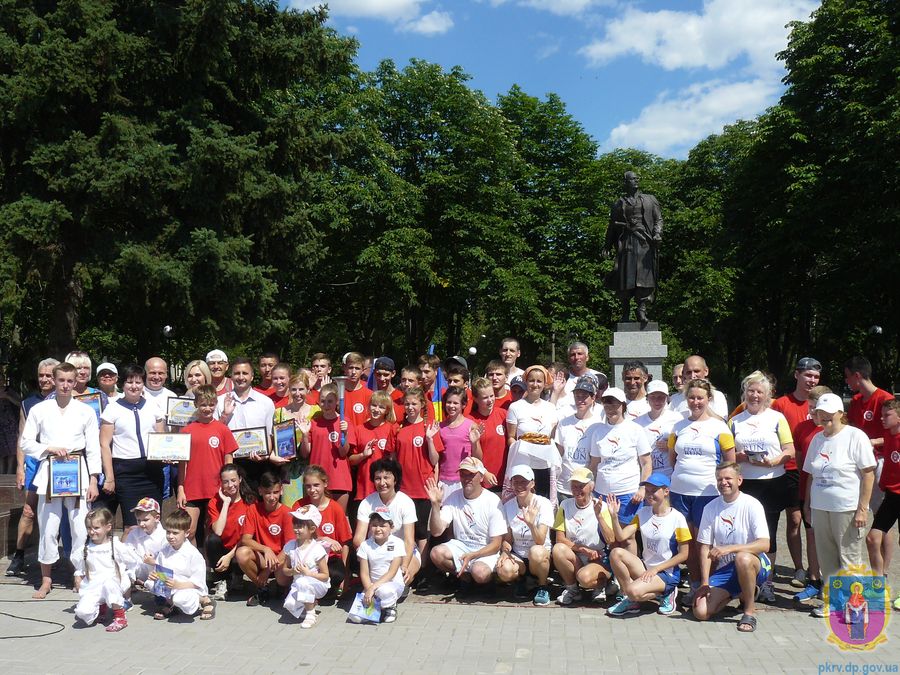 Картинка к: Покровом пронесли Факел миру. ФОТО