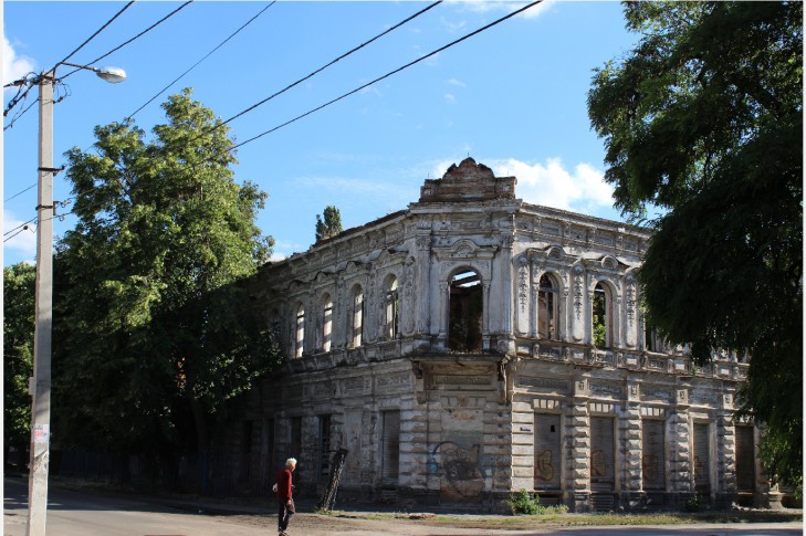 Картинка к: Мешканці Нікополя просять відновити історичний центр міста