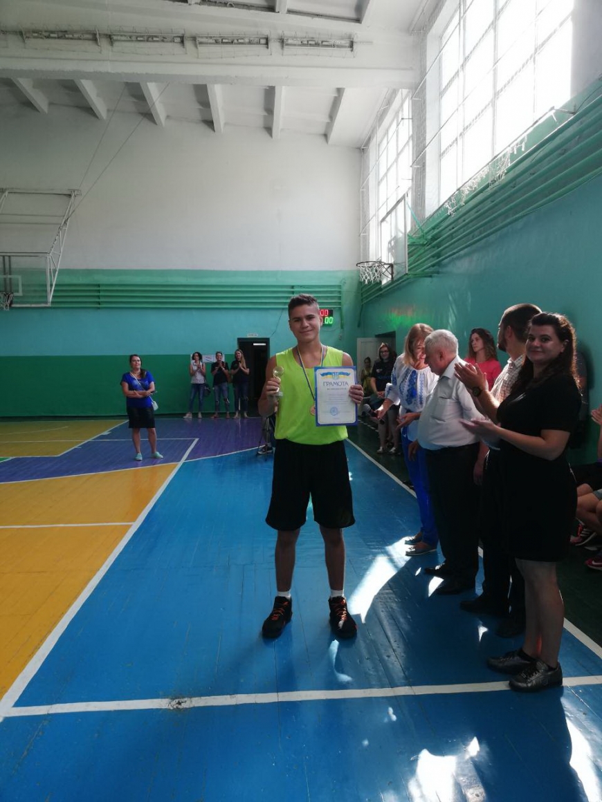 Картинка к: Нікопольські баскетболісти стали бронзовими призерами на Кубку м.Новомосковська