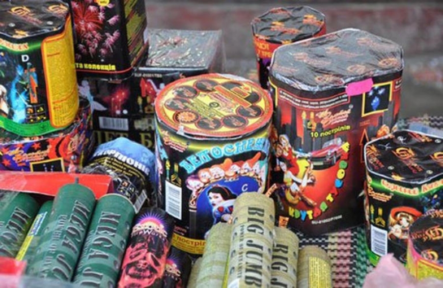 Картинка к: Будьте уважні при купівлі та використанні піротехнічних виробів