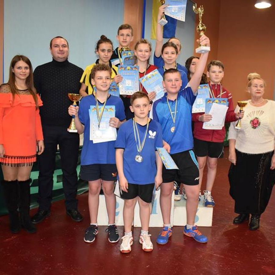Картинка к: Нікопольські тенісисти здобули перемогу на Всеукраїнському турнірі