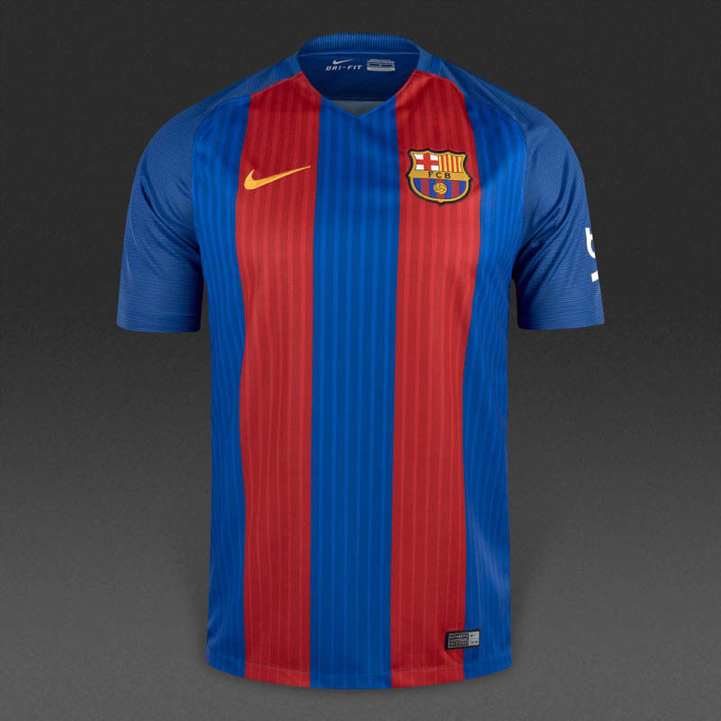 Картинка к: Футбольная форма клуба «Барселоны»: исторические изменения дизайна