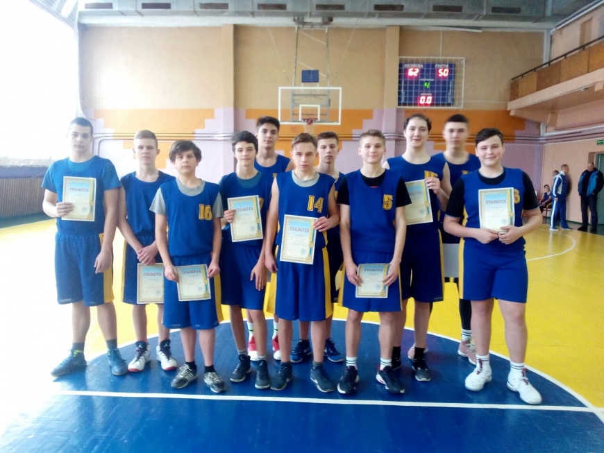 Картинка к: Нікопольські баскетболісти стали срібними призерами на обласному чемпіонаті