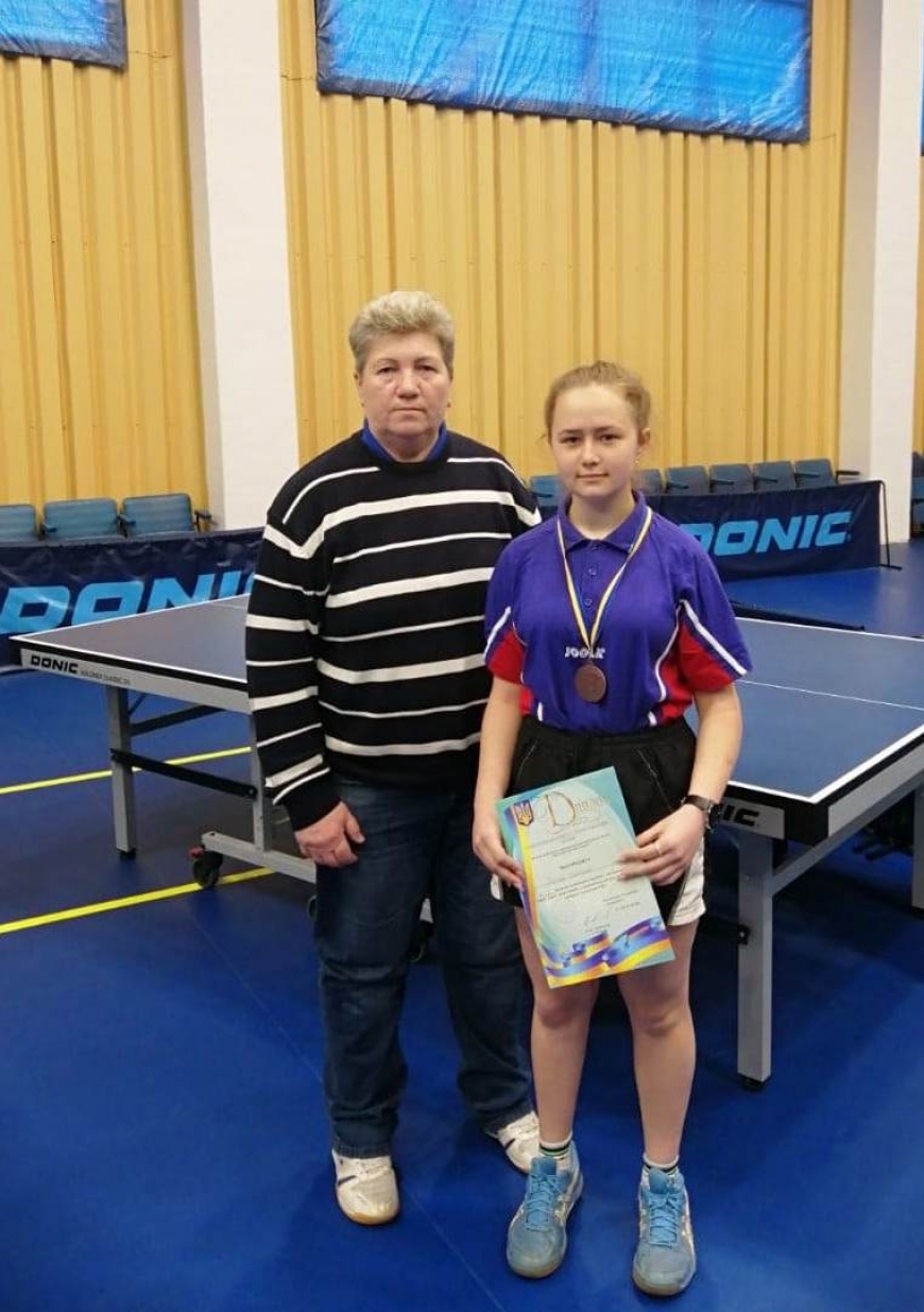Картинка к: Нікопольська тенісистка стала бронзовою призеркою чемпіонату України