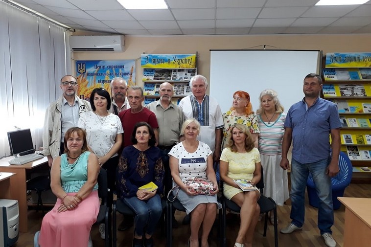 Картинка к: У Нікополі презентували книгу про козацькі часи