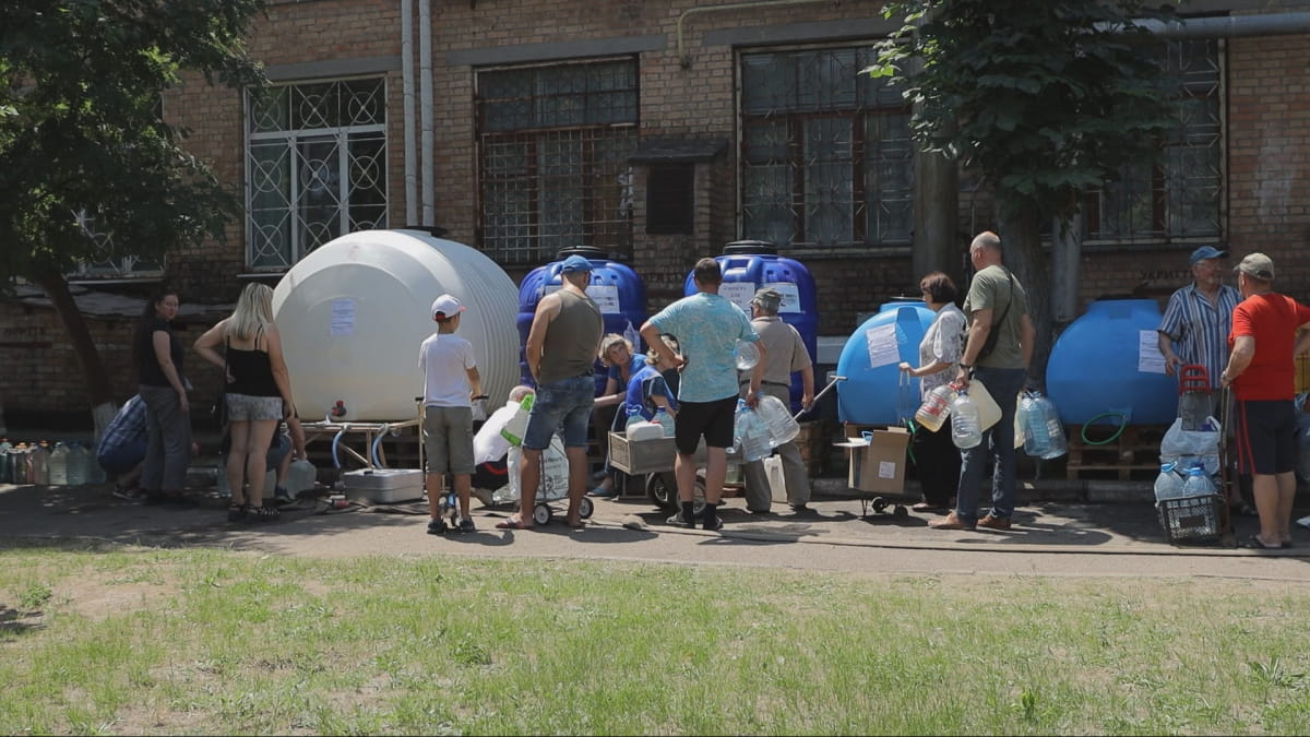 Картинка к: Ворог здійснює обстріли певних об’єктів інфраструктури, що значно ускладнює забезпечення мешканців Нікополя водою
