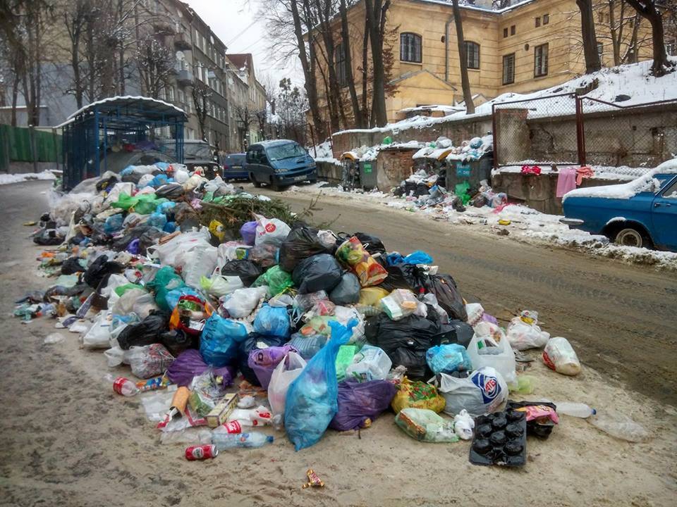 Картинка к: Будет ли монополия на вывоз мусора еще и дотирована из горбюджета?