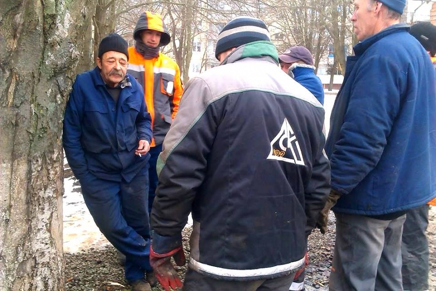 Картинка к: Горгаз Никополя занимается вредительством частной собственности