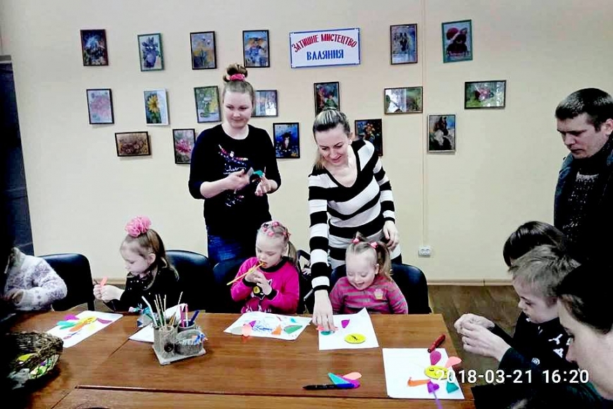 Картинка к: Зустріч «сонячних родинин» в Нікополі. ФОТО