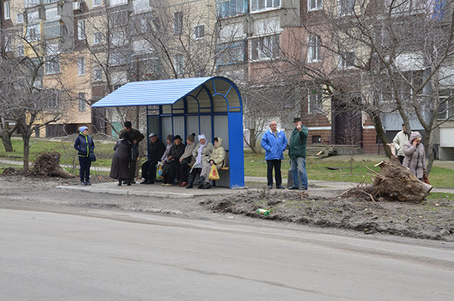 Картинка к: Эх, грязь да туман! Это остановки необычный дизайн