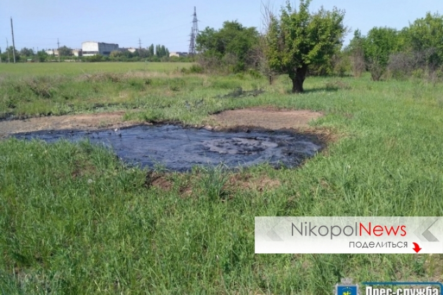 Картинка к: На каналізаційному колекторі під Нікополем стався витік