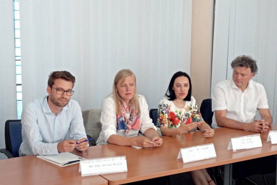 Картинка к: У Никополя появилась надежда на восстановление полуразрушенных общежитий? ВИДЕО