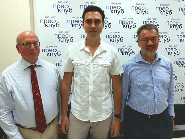 Картинка к: Эксперты Лондонского Королевского института рассказали, как выиграть борьбу за Украину