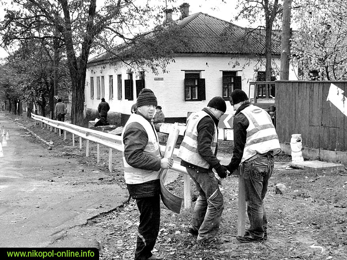 Картинка к: Херсонский спуск защитили от лихачей